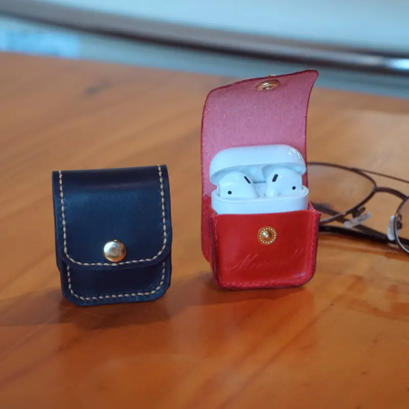 leather airpod case